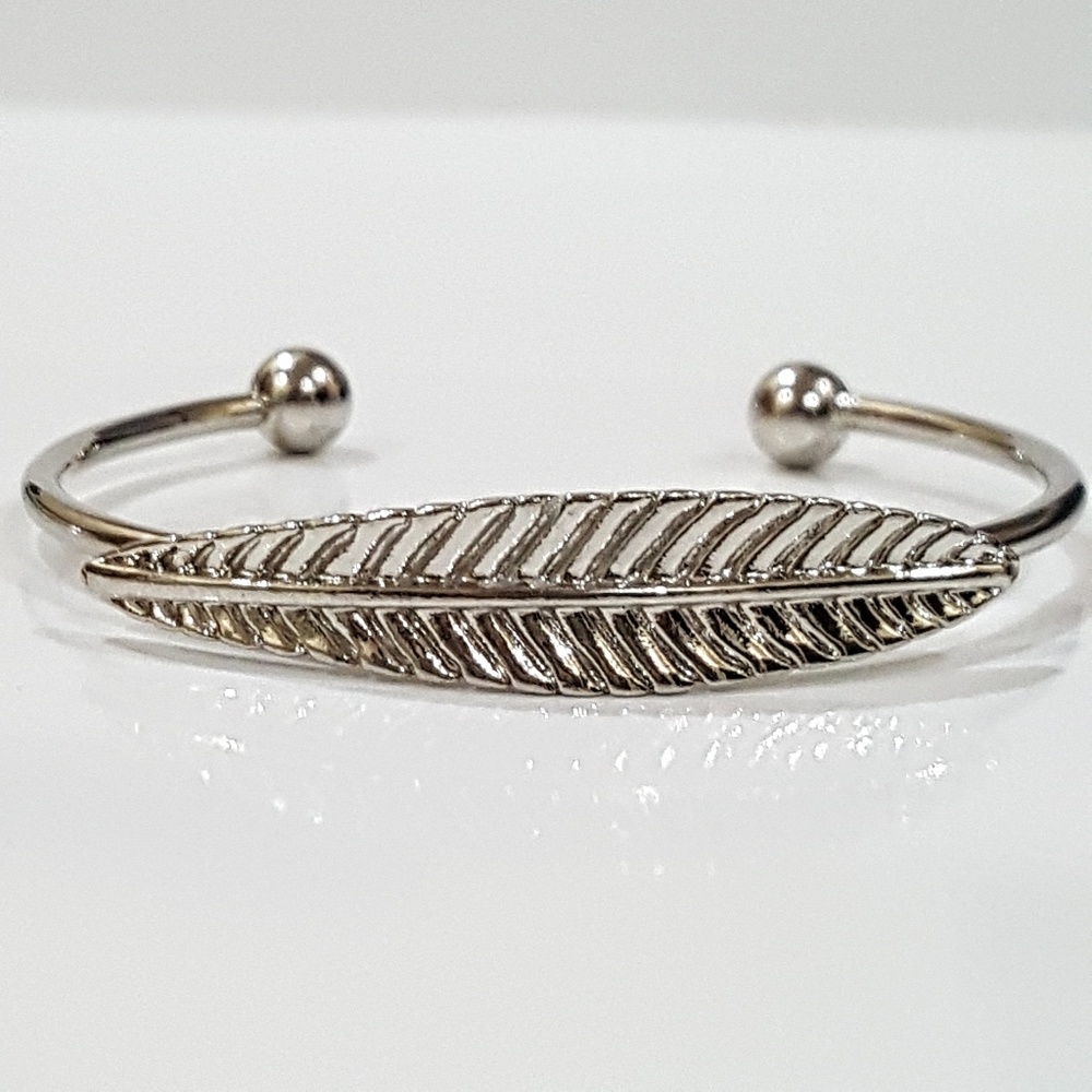 Silver Tone Leaf Cuff Bracelet